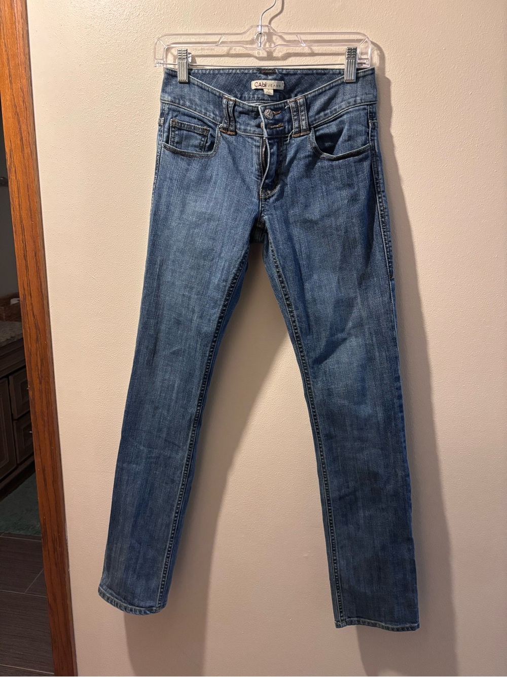 CAbi Jeans Size 2 Medium Wash Slim Straight Denim Jeans Style 347